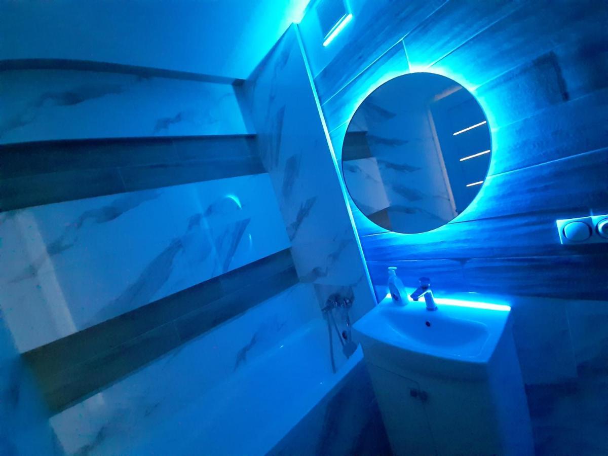 Secheni Apartment Ujgorod Dış mekan fotoğraf