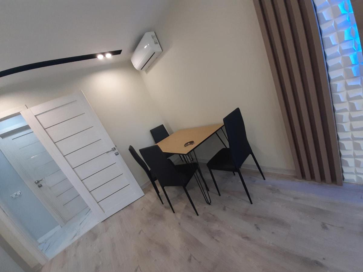 Secheni Apartment Ujgorod Dış mekan fotoğraf
