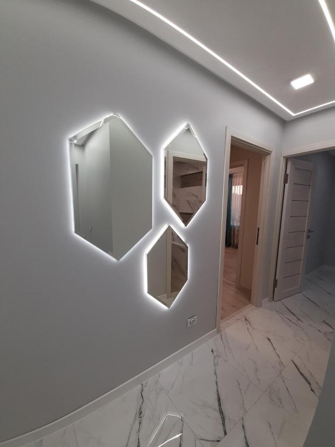 Secheni Apartment Ujgorod Dış mekan fotoğraf